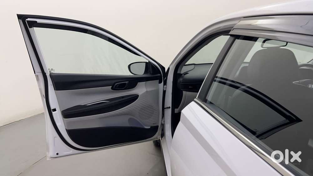 Hyundai New I20 1.2 Asta (o) Mt, 2024, Petrol