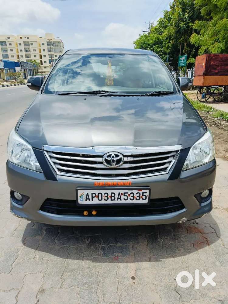 Toyota Innova 2013 Diesel 127000 Km Driven