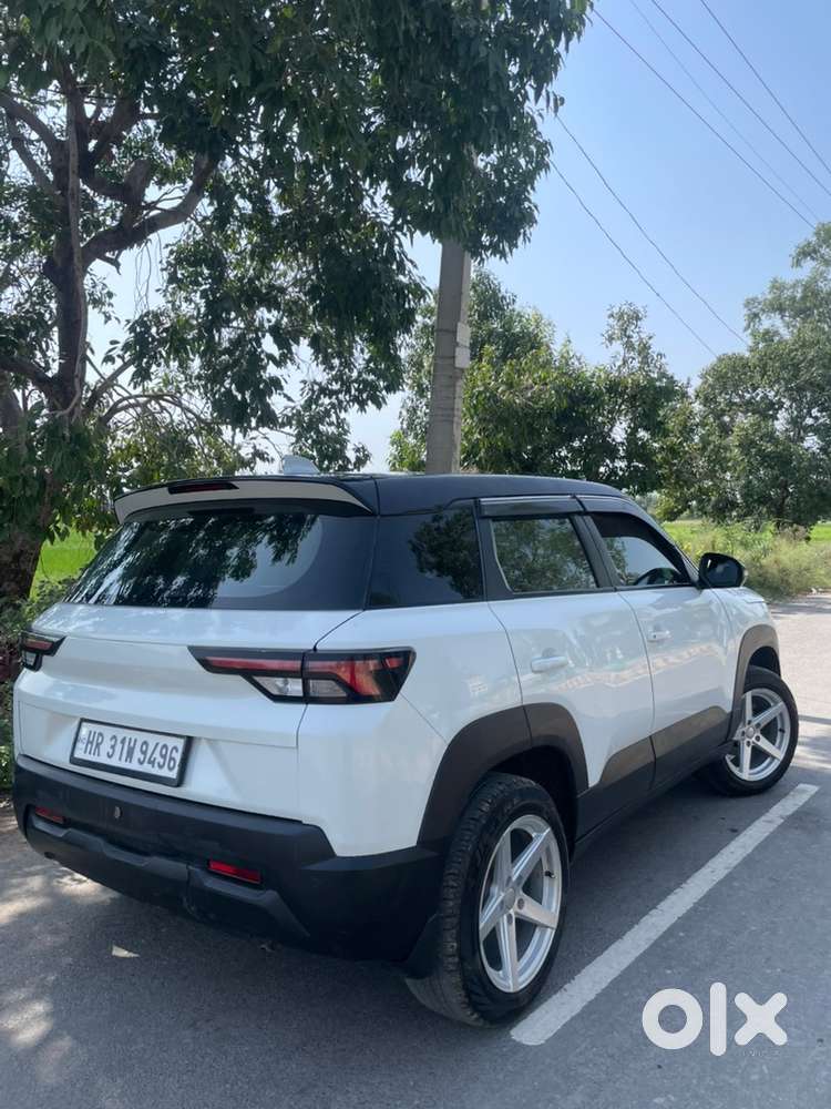 Maruti Suzuki Brezza Lxi 2025