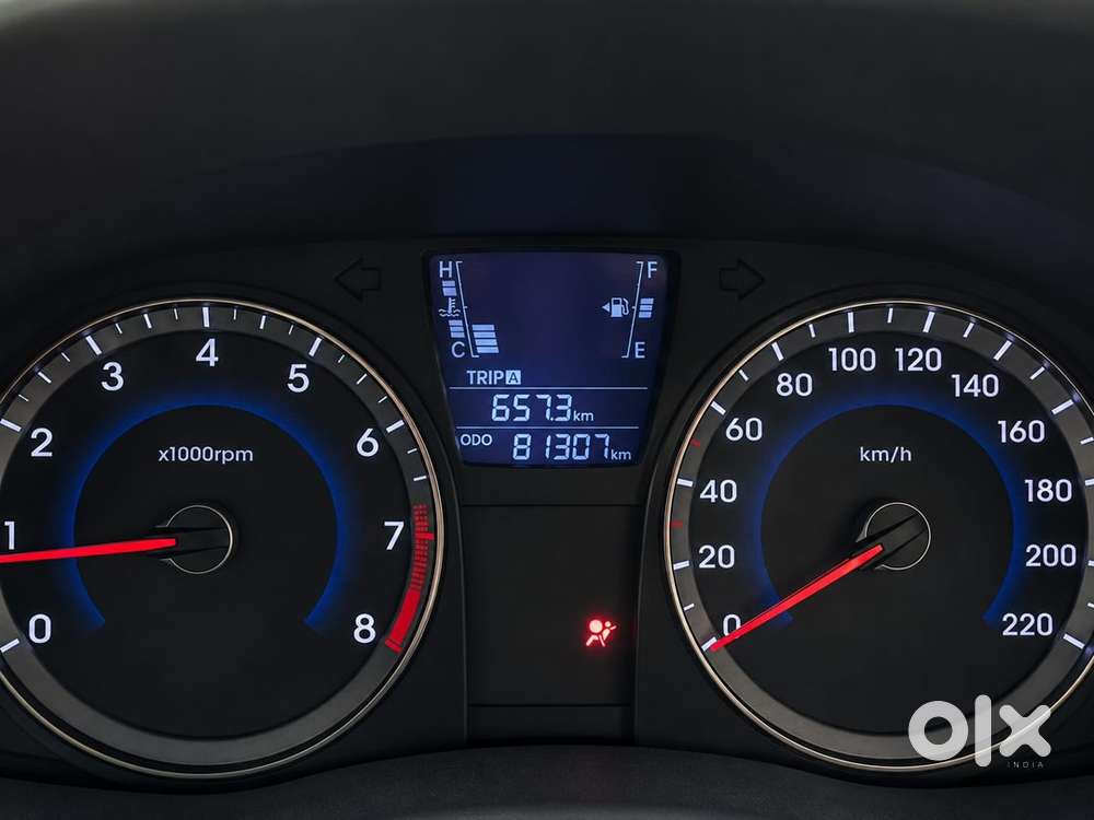 Hyundai Verna Petrol Manual 2011