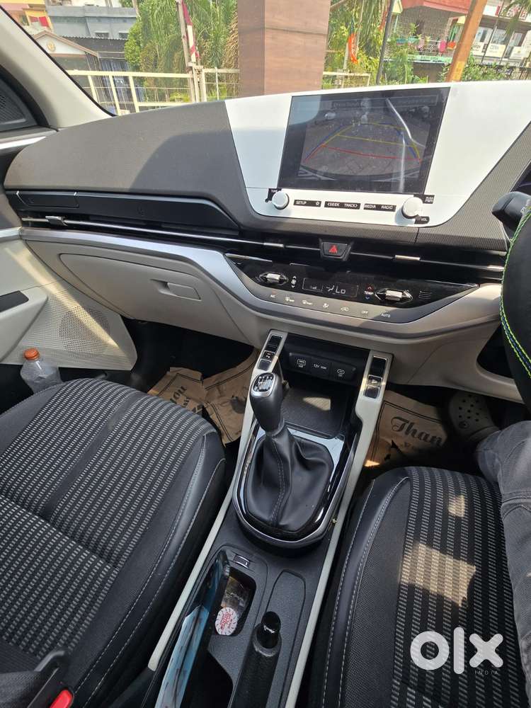 Kia Carens 1.5 Prestige Plus Diesel 7 Str Imt, 2023, Diesel