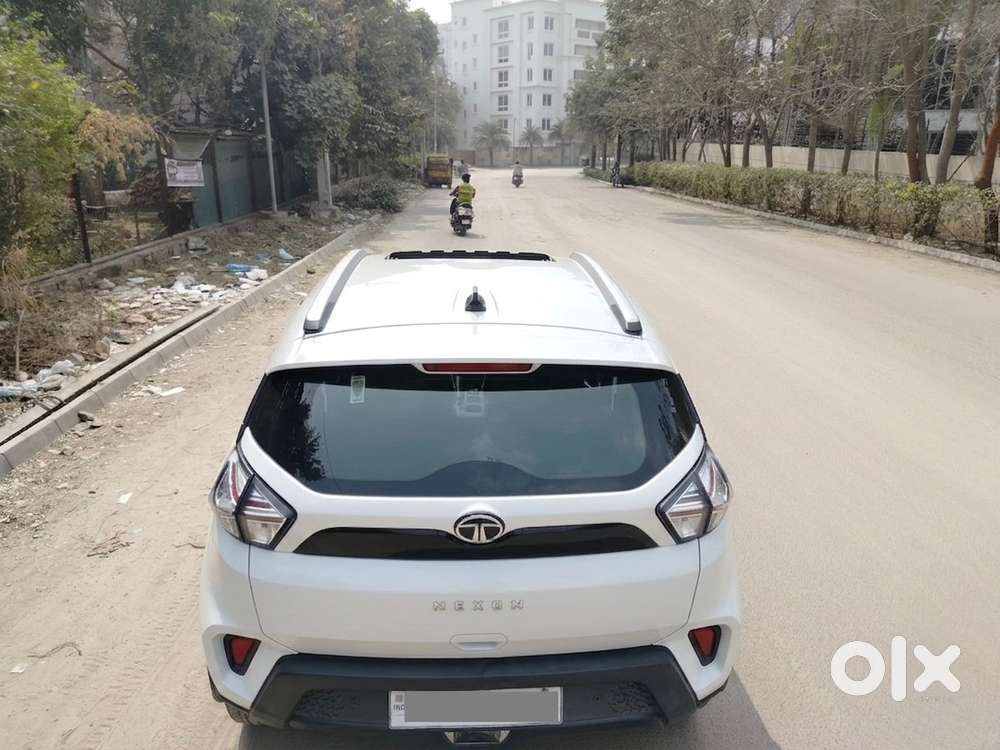 2023 Tata Nexon Xm S Petrol Manual