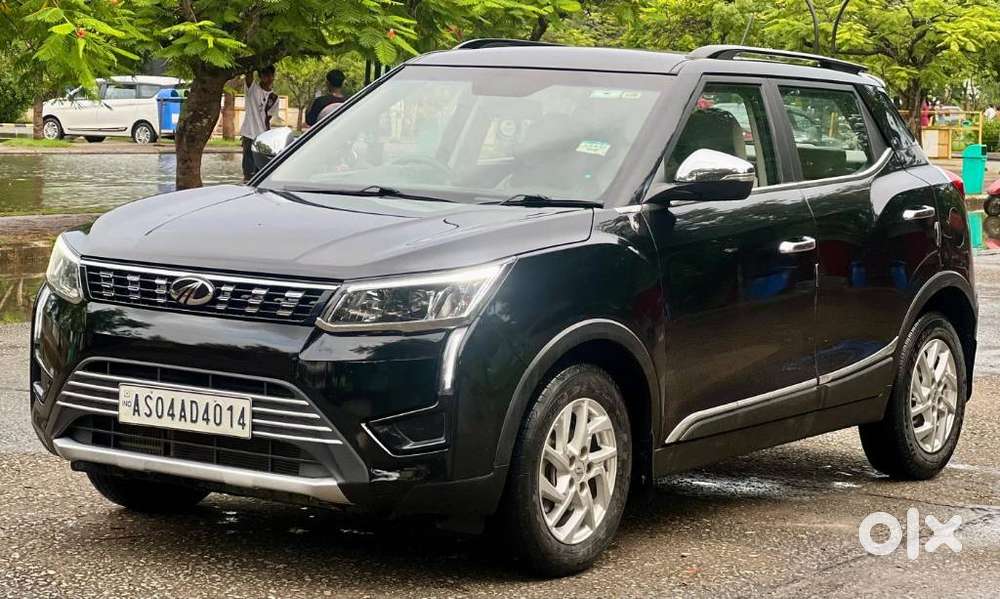 Mahindra Xuv300 W8, 2021, Petrol