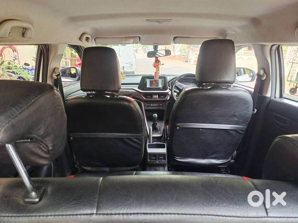 Maruti Suzuki Brezza 1.5 Vxi Smart Hybrid, 2024, Petrol