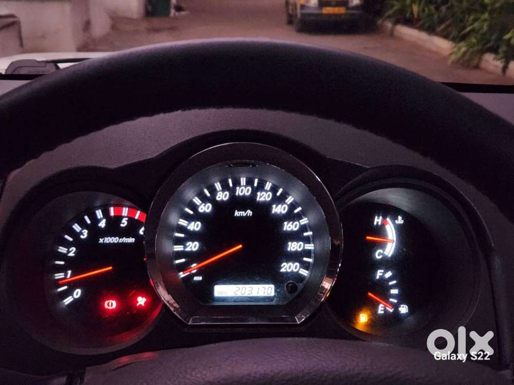 Toyota Fortuner 3.0 4x4 Manual, 2010, Diesel
