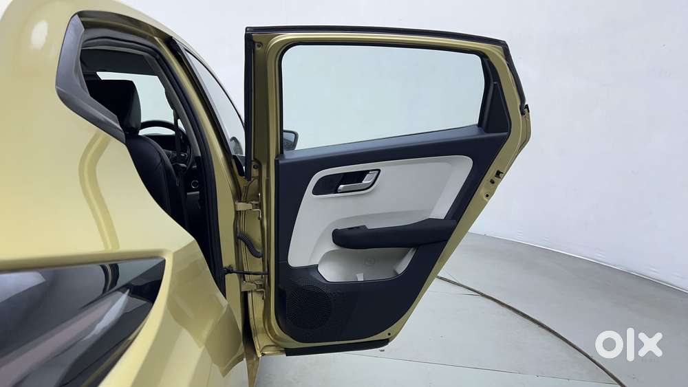 Tata Altroz 1.5 Xz Plus Diesel, 2021, Diesel