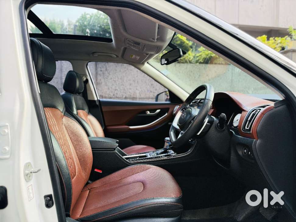 Hyundai Alcazar 2.0 Platinum (o) Petrol At 6 Str, 2023, Petrol