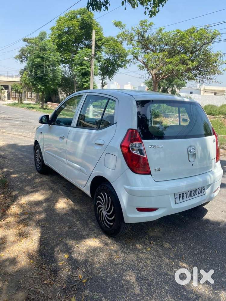 Hyundai I10 2012 Petrol 70000 Km Driven