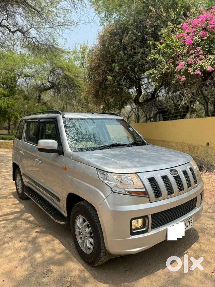 Mahindra Tuv 300 Mhawk100 T8 Dual Tone, 2018, Diesel