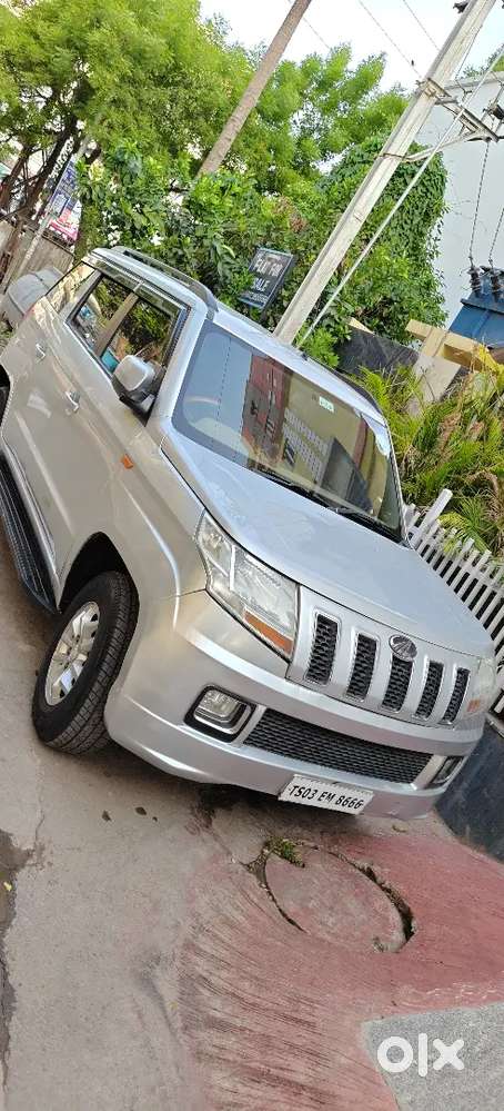 Mahindra Tuv 300 T8