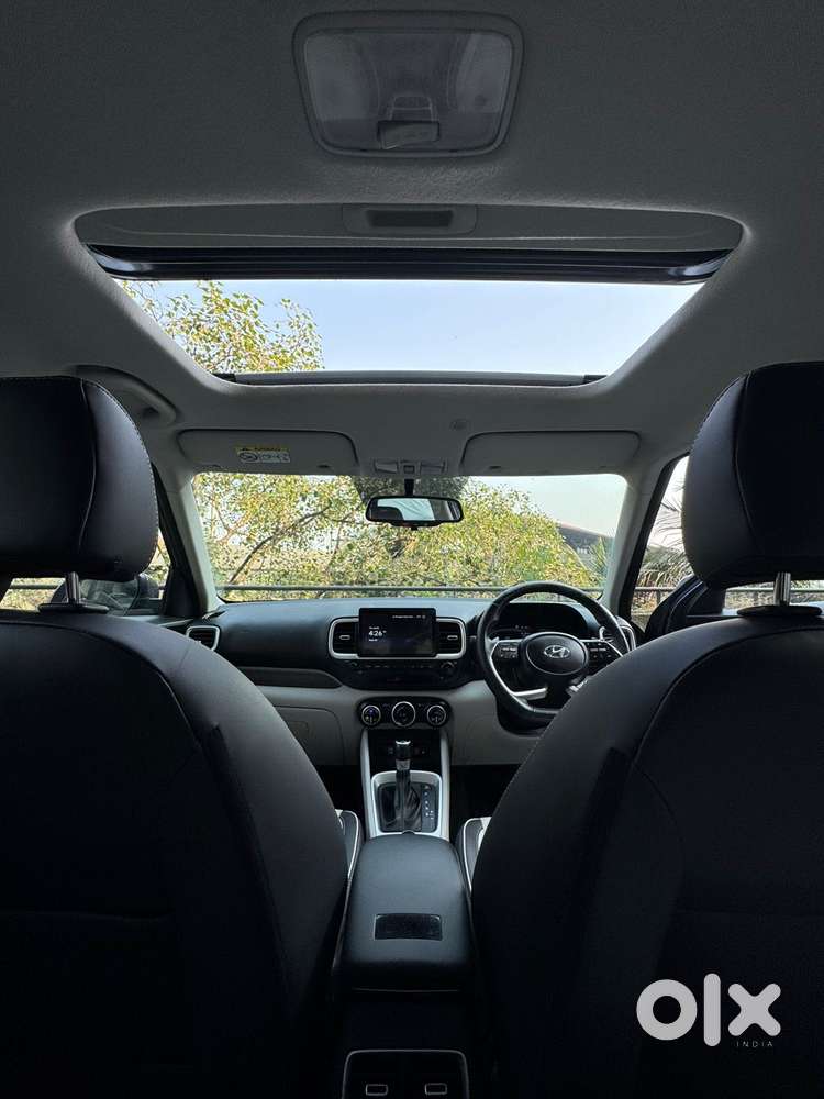 Hyundai Venue 1.0 Sx Plus Turbo Dct Dual Tone, 2023, Petrol