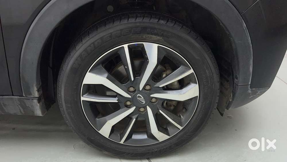 Mahindra Xuv300 W8 Option, 2021, Petrol