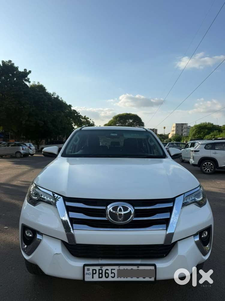 Toyota Fortuner 4x2 Mt 2.8 Diesel, 2017, Diesel