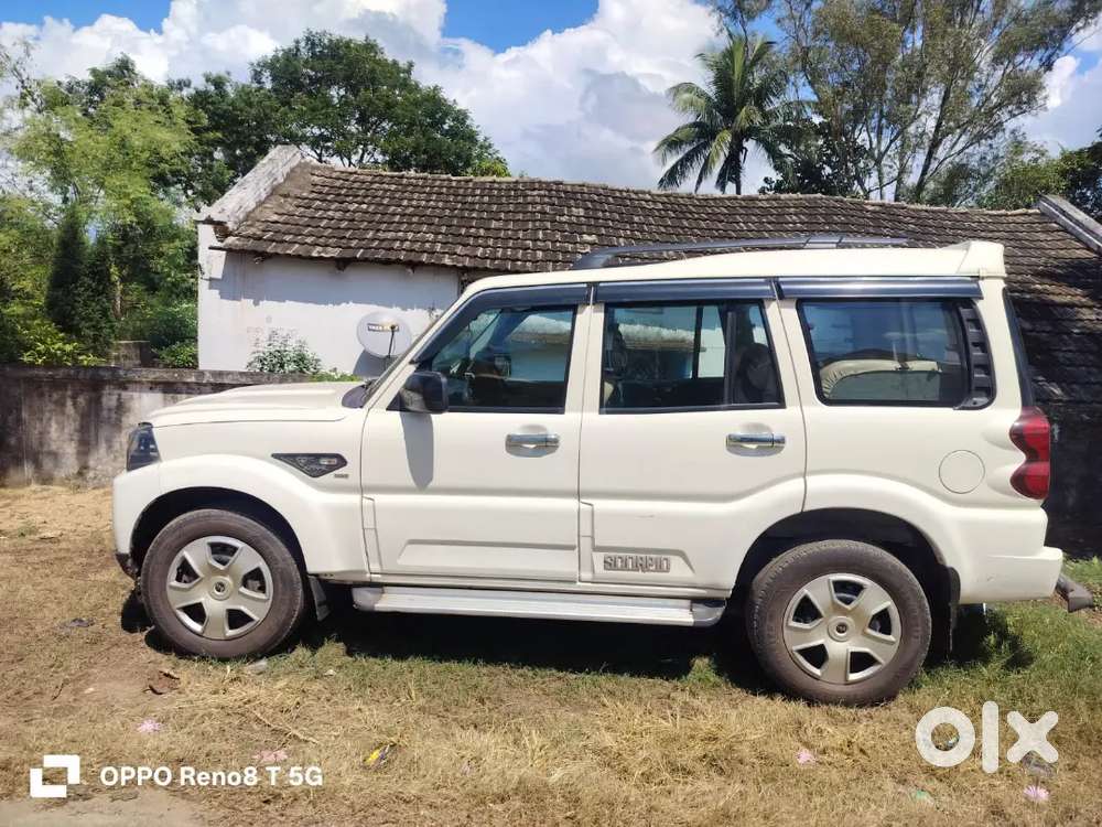 Mahindra Scorpio S5 Plus 2018 Diesel Manual