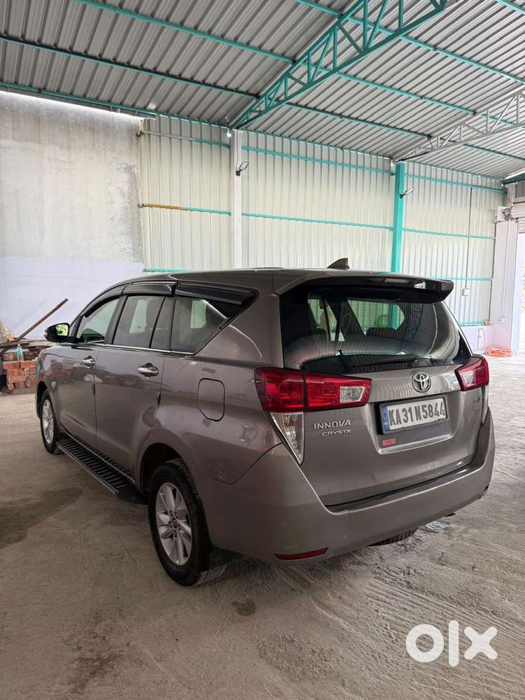 Toyota Innova Crysta Diesel Well Maintained