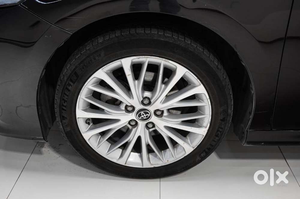 Toyota Camry 2.5 Hybrid, 2019, Petrol