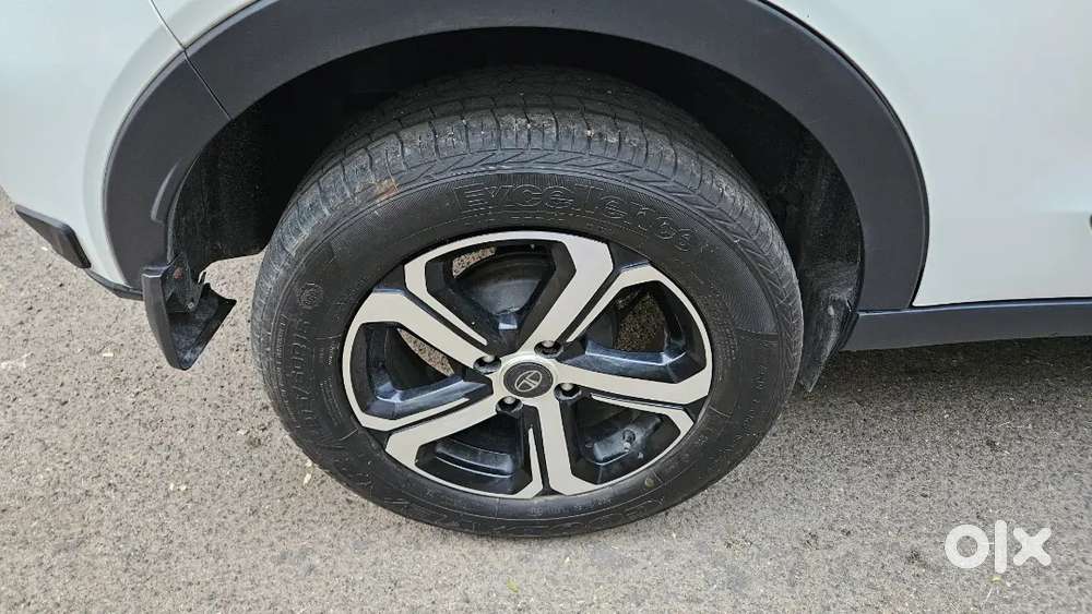 Tata Nexon Revotron 2023 Automatic 61000 Km