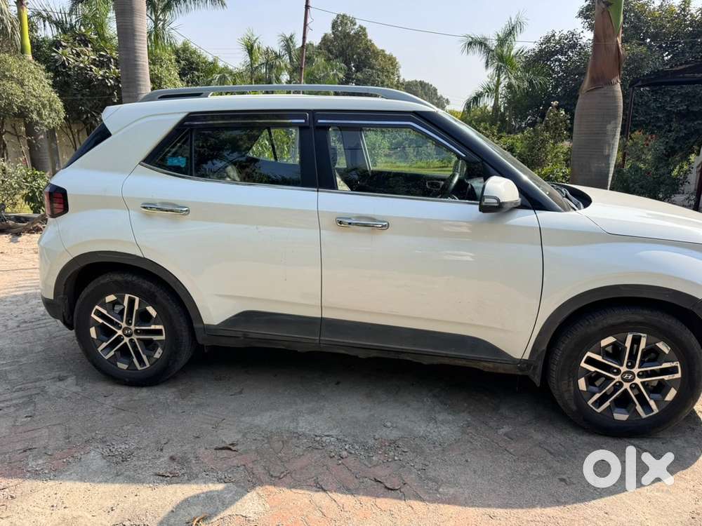 Hyundai Venue 2022 Diesel Good Condition