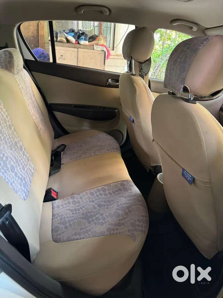 Hyundai I20 2011 Petrol Good Condition Family Car