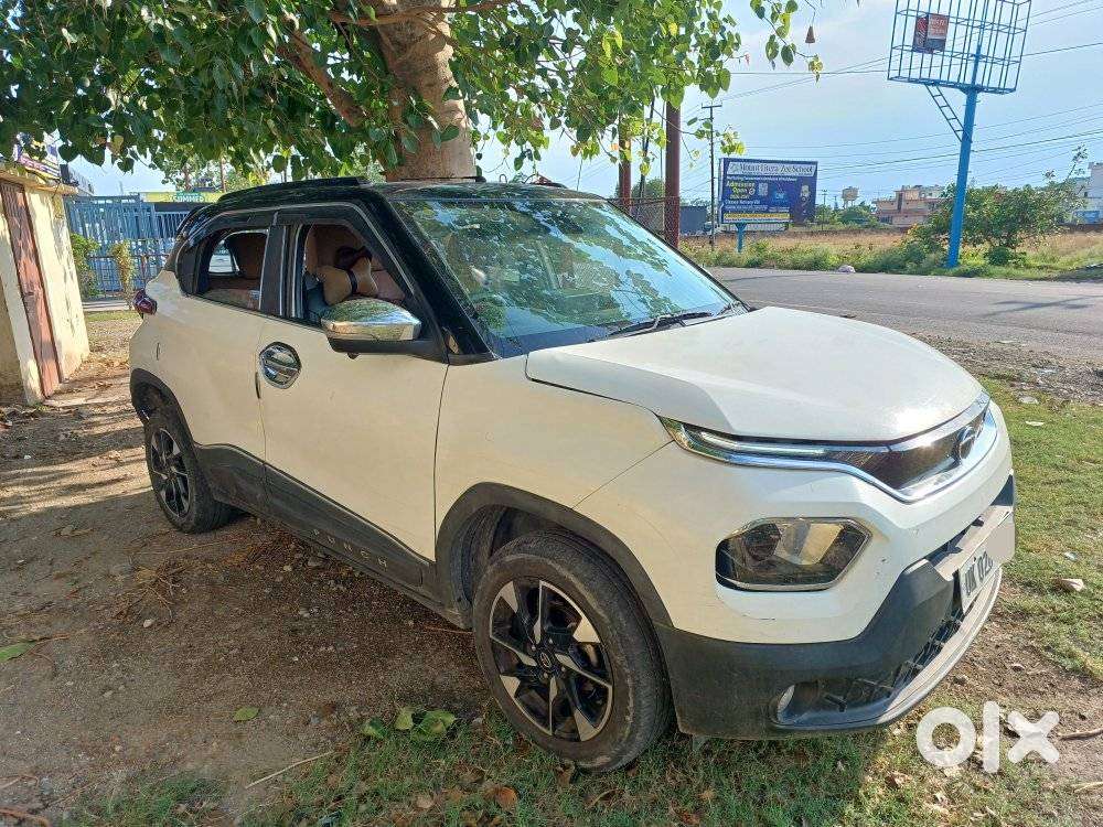 Tata Punch, 2022, Petrol