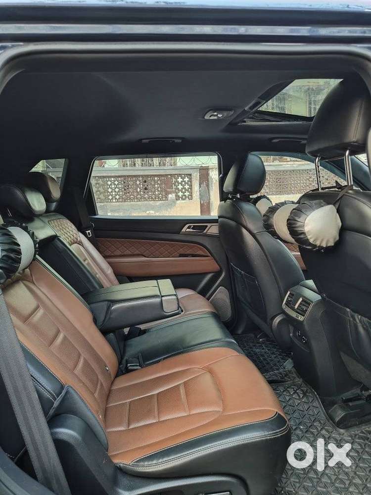 Mahindra Alturas G4 4x4 At, 2019, Diesel