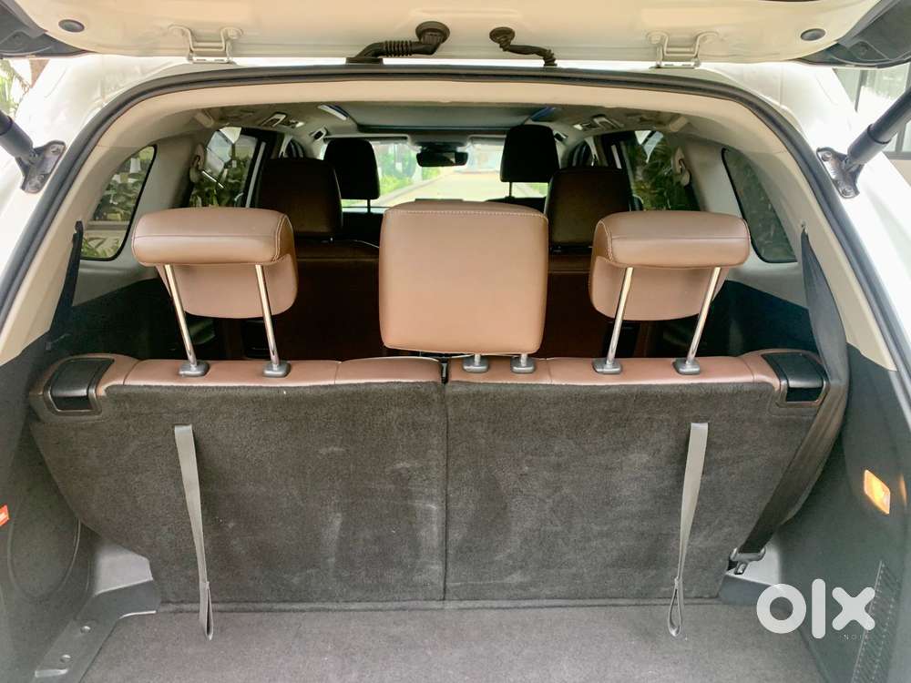 Toyota Innova Hycross 2.0 Zx (o) Hybrid 7 Str, 2025, Electric