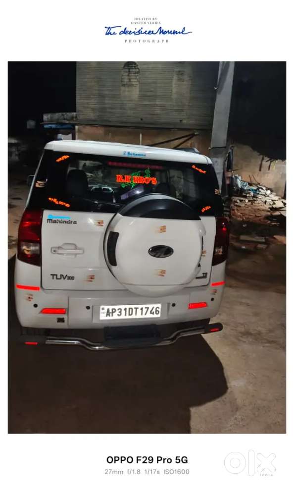 Mahindra Tuv 300 2017