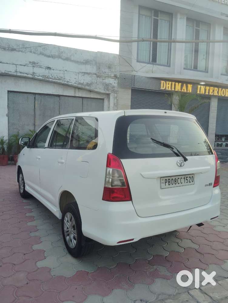 Toyota Innova 2.5 Gx 8 Str Bsiv, 2012, Diesel