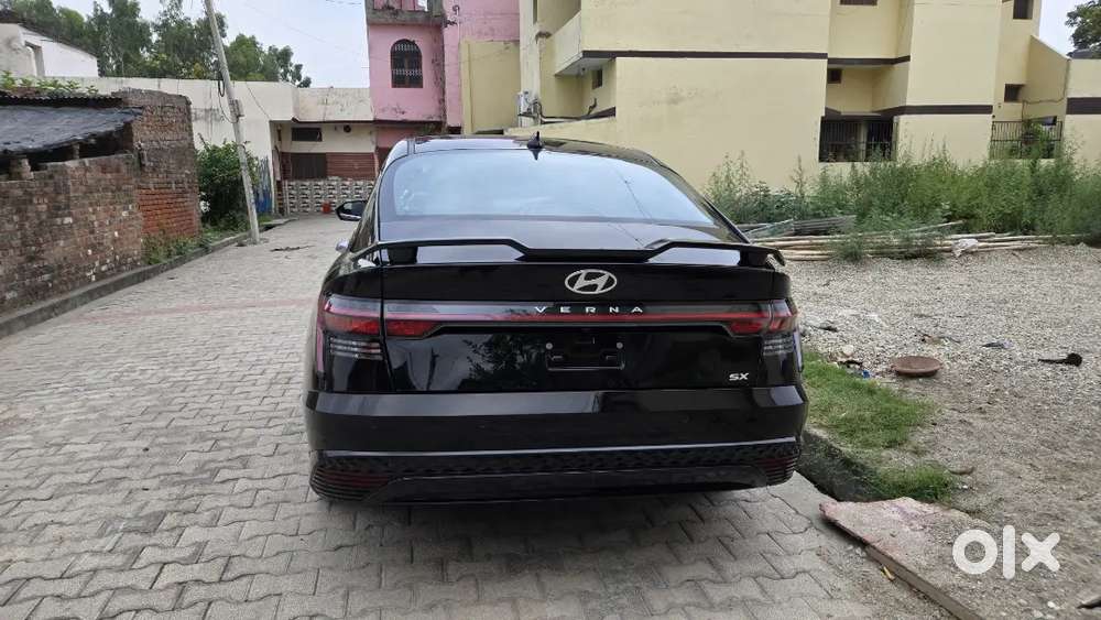 Hyundai Verna 2025 Petrol Well Maintained