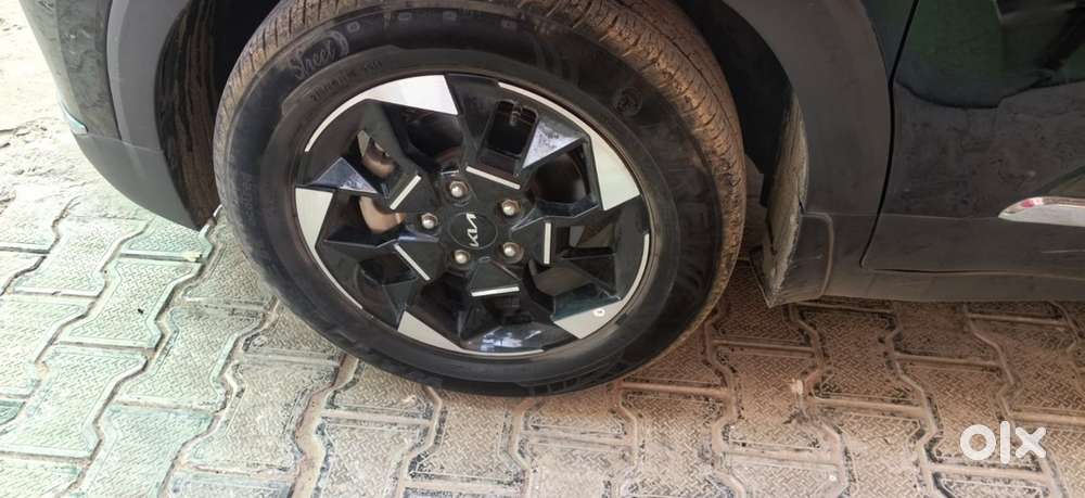 Kia Sonet Petrol 2024