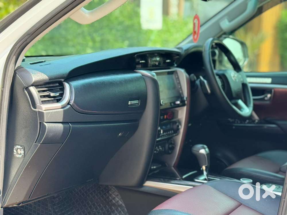 Toyota Fortuner Legender 4x4 At 2.8, 2024, Diesel