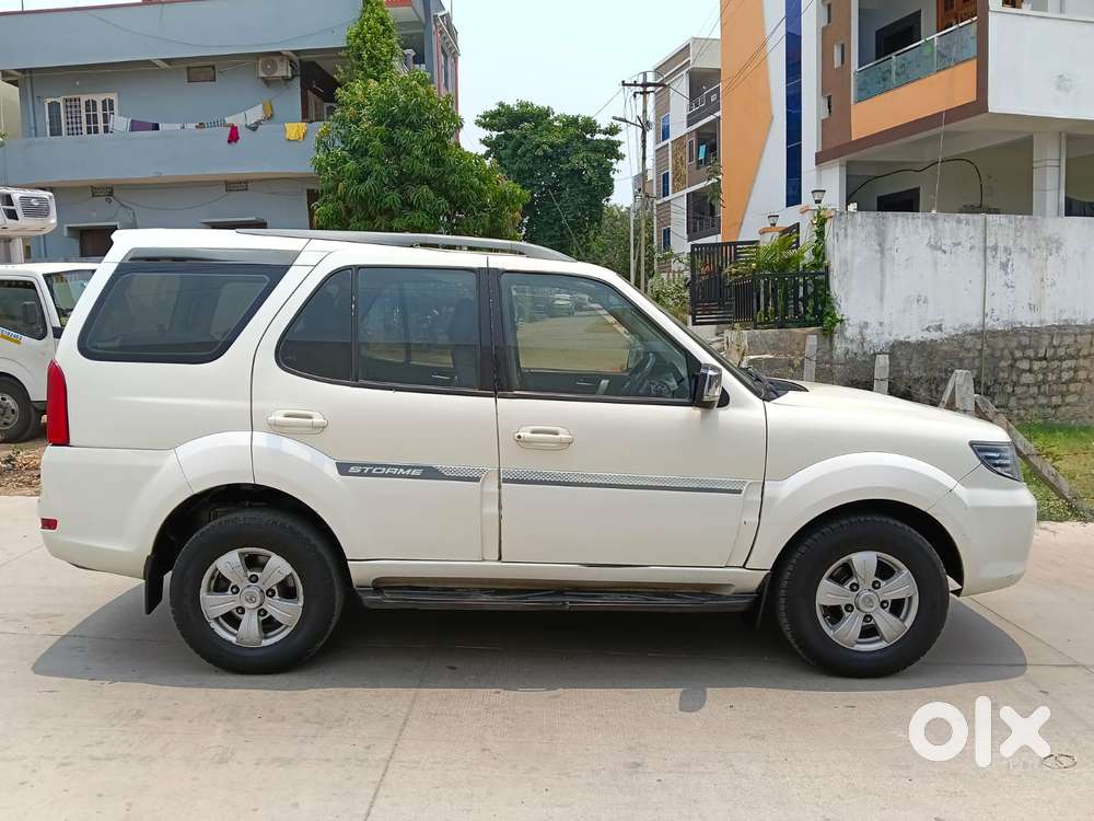 Tata Safari Storme Vx, 2015, Diesel