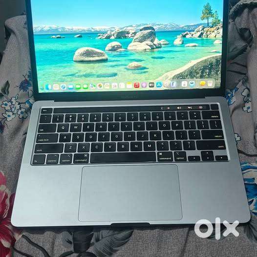 MacBook Pro A2251 i7 16/512