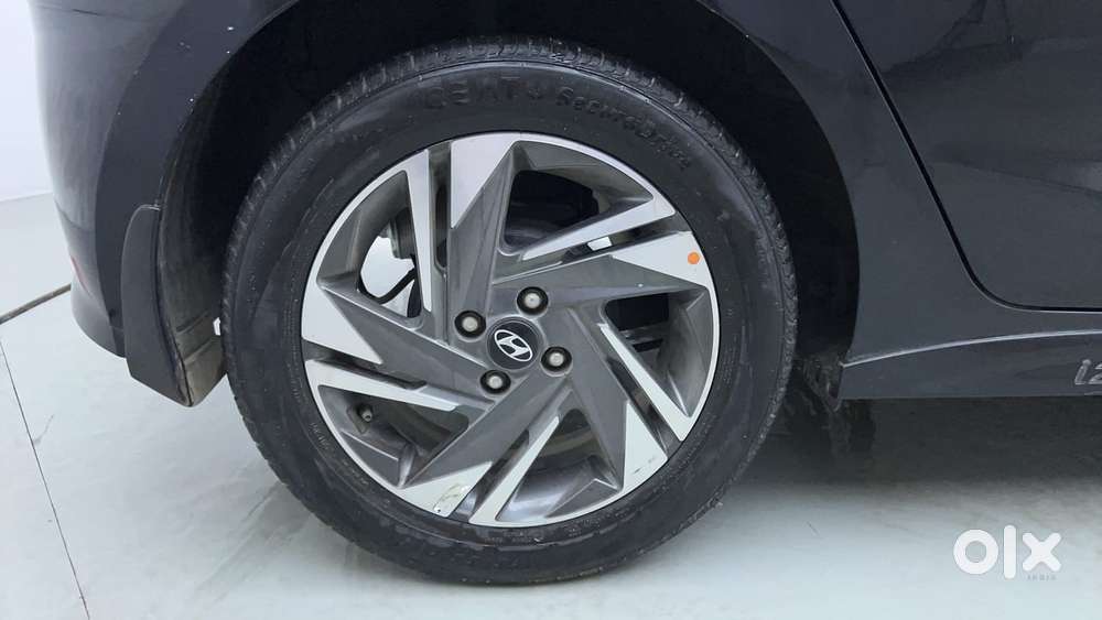 Hyundai New I20 1.2 Asta (o) Mt, 2022, Petrol