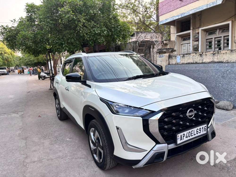 Nissan Magnite 2024 Automatic Petrol Well Maintained