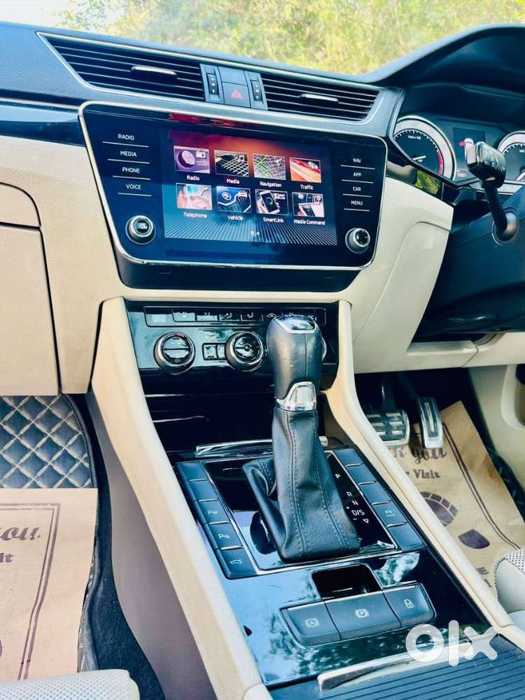 Skoda Superb Lk 1.8 Tsi At, 2019, Petrol