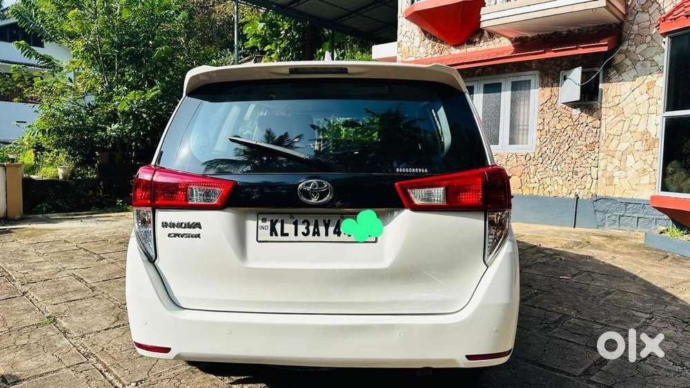 Toyota Innova Crysta 2024 Diesel 35000 Km Driven