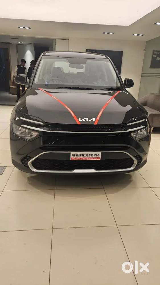 Kia Carens 2024 Petrol 10 Km Driven Or Car Showroom Sa Deliver Hogi