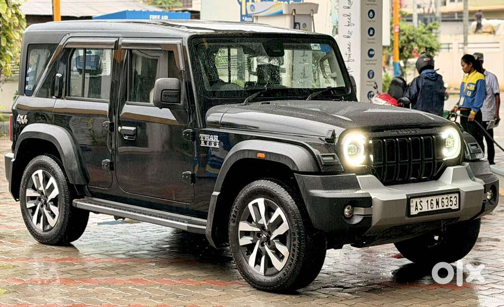 Mahindra Thar Roxx Ax7 L Diesel Mt 4wd, 2025, Diesel