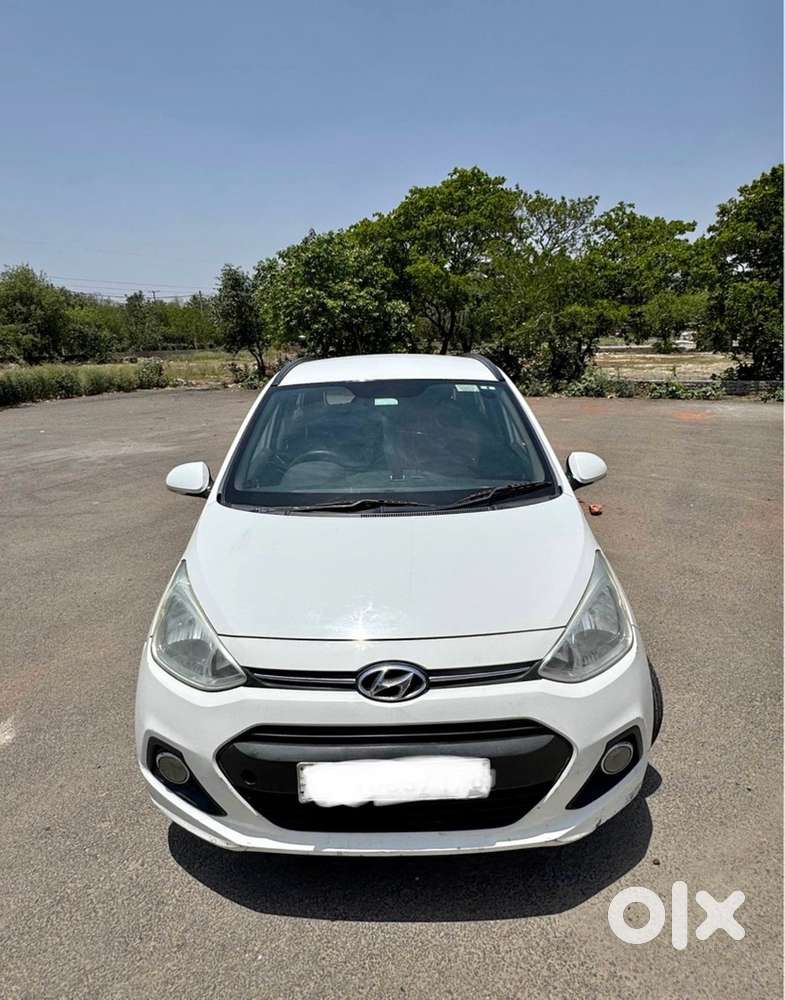 I10 Sportz 2015 Model Diesel New Tyre Ok