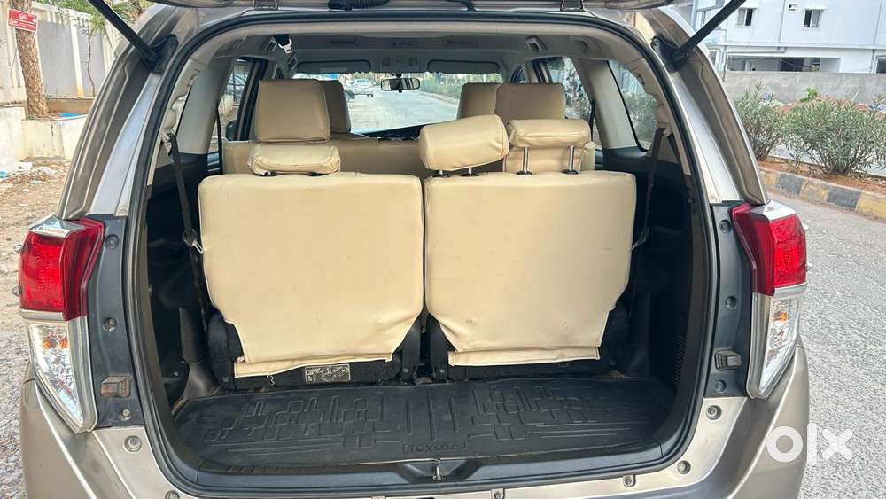 Toyota Innova Crysta 2.4 G Mt 8s, 2017, Diesel