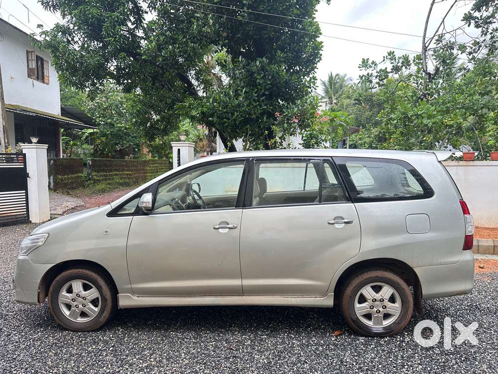Toyota Innova 2009 Diesel Well Maintained