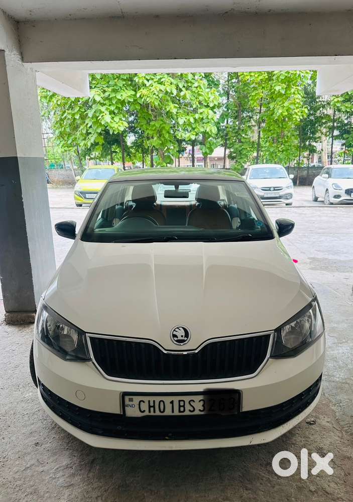 Skoda Rapid Petrol Manual 2018