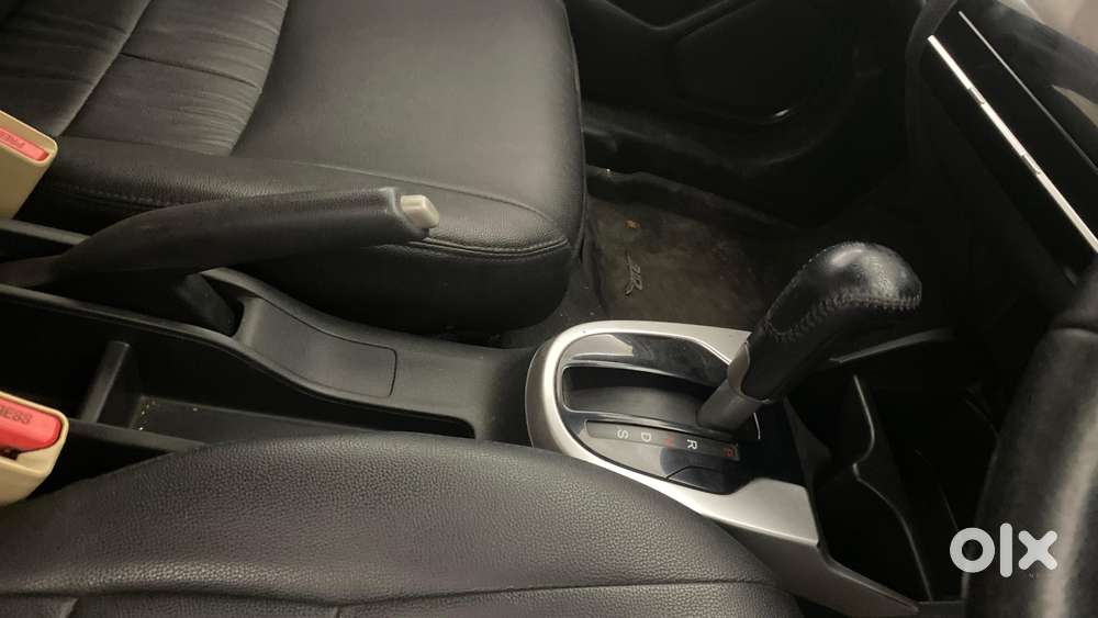 Honda Jazz 1.2 V At I Vtec, 2017, Petrol