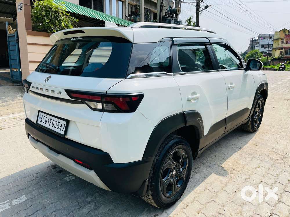 Maruti Suzuki Brezza 1.5 Zxi Smart Hybrid, 2023, Petrol