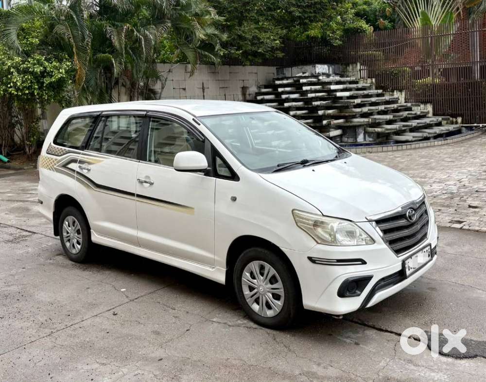 Toyota Innova 2.5 G (diesel) 8 Seater, 2015, Diesel