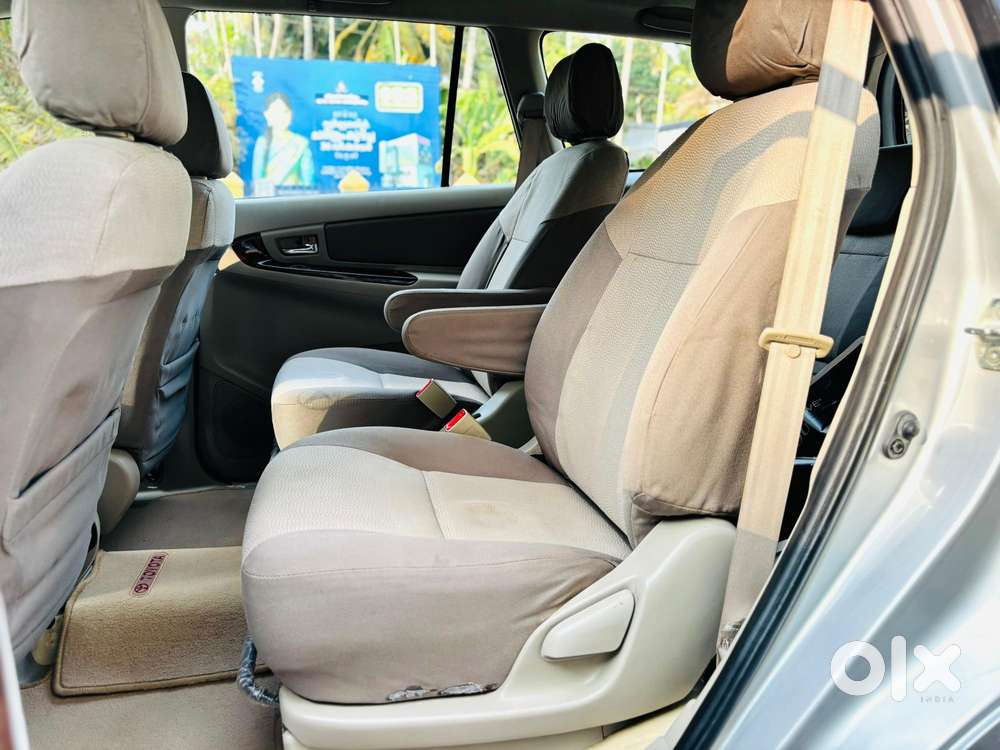 Toyota Innova 2.5 Vx 7 Str Bs-iii, 2013, Diesel