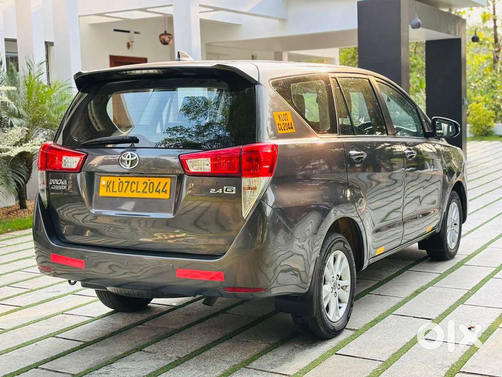 Toyota Innova Crysta 2.7 Gx Mt, 2017, Diesel