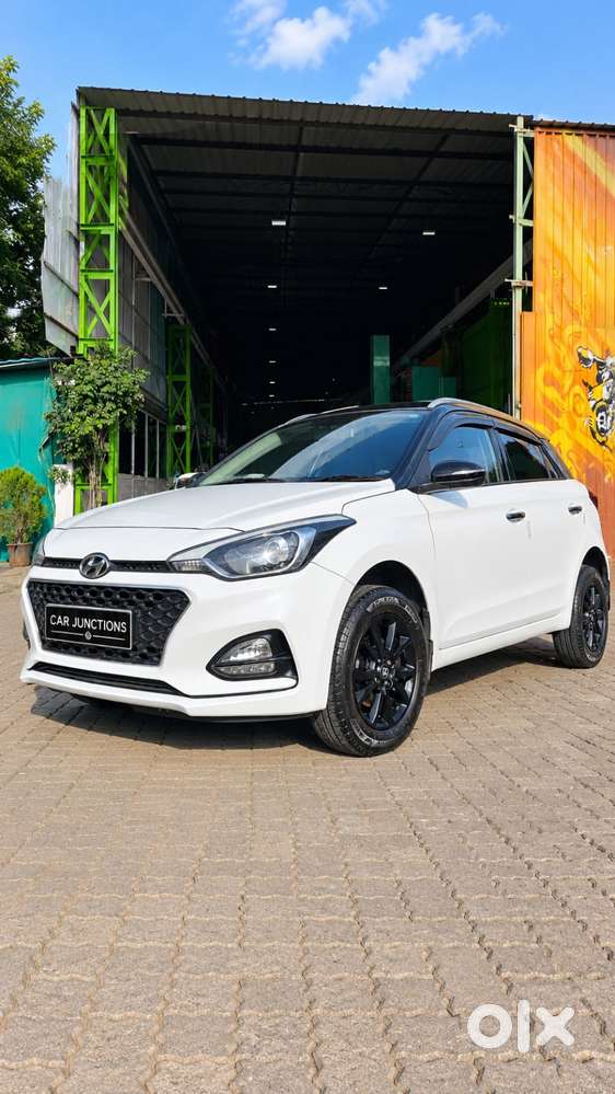 Hyundai I20 Sportz 1.2 Mt Dual Tone, 2020, Petrol
