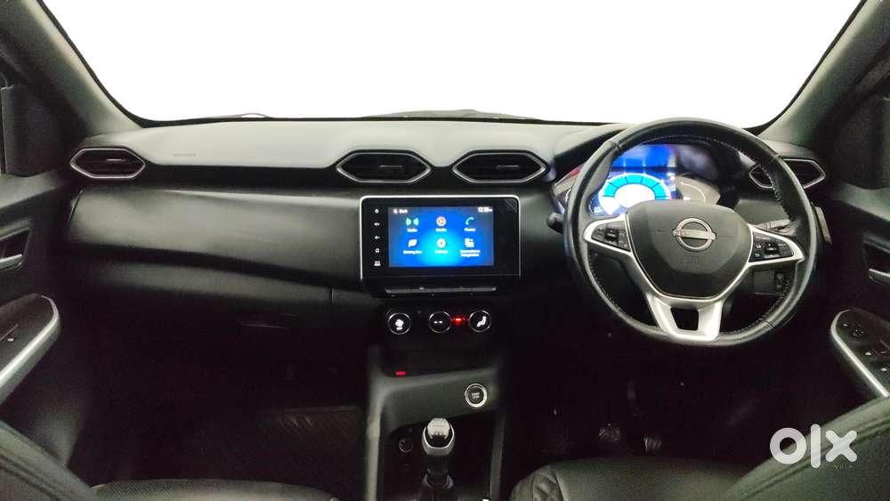 Nissan Magnite 1.0 Xv Premium, 2021, Petrol
